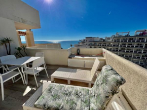 Luxury Sea View Apartment with 2 Terraces